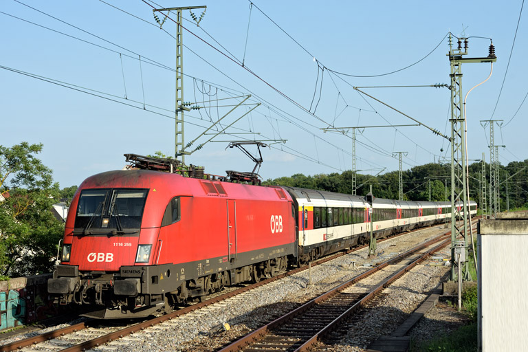 &Ouml;BB 1116 255 mit IC 184 bei km 16,8 (Juli 2021)