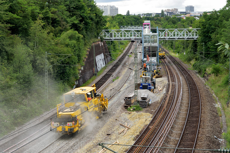 Planiermaschine bei km 14,2 (August 2021)