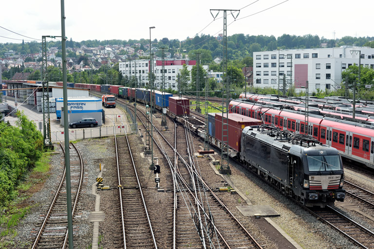 193 643 mit DGS 69254 bei km 16,0 (Juli 2021)