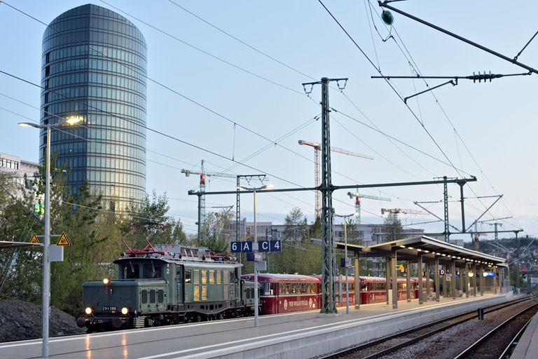 194 088 mit DPE 31385 bei km 15,6 (April 2022)