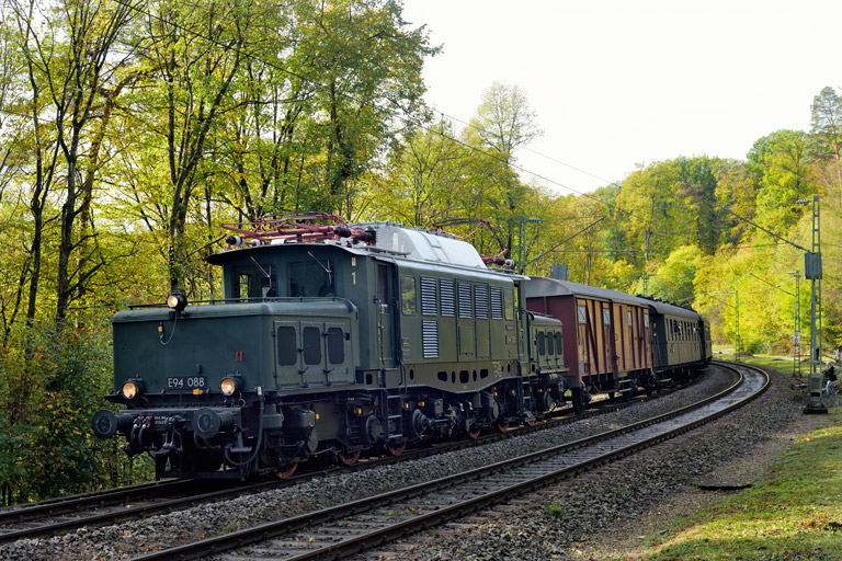 194 088 mit DPE 34919 bei km 9,8 (Oktober 2022)