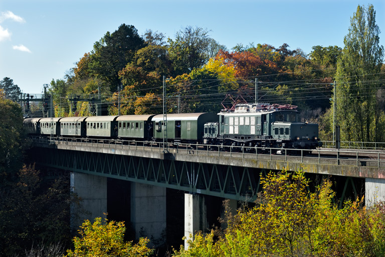 194 088 mit DPE 79333 bei km 14,6 (Oktober 2022)
