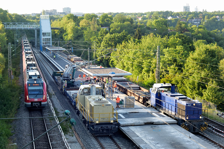 430 594, 580 009 und 275 022 bei km 14,2 (August 2022)