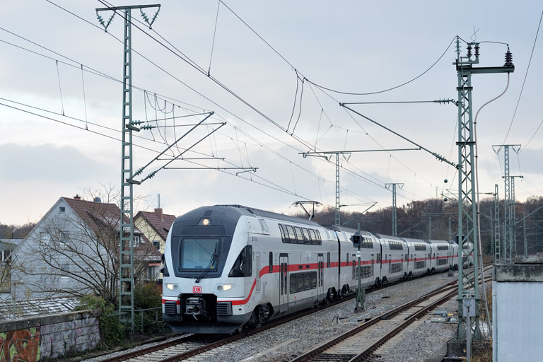 4010 103 als IC 188 bei km 16,8 (Dezember 2022)