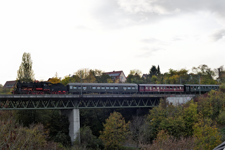 58 311 mit DPE 31945 bei km 14,6 (Oktober 2022)