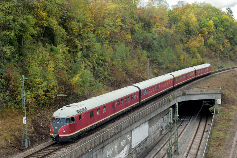 612 506/507 als Tfzf 22720 bei km 13,8 (Oktober 2022)