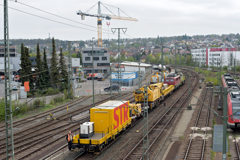 275 817 und 140 070 bei km 16,0 (April 2022)