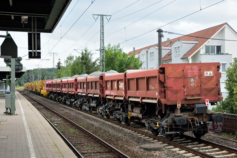 Gleis- und Weichenerneuerung bei km 16,8 (Juni 2022)