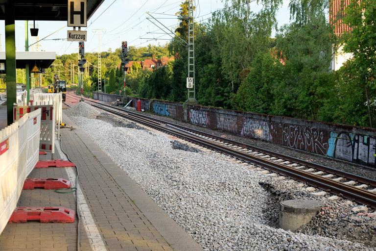 Gleis- und Weichenerneuerung bei km 16,8 (Juni 2022)