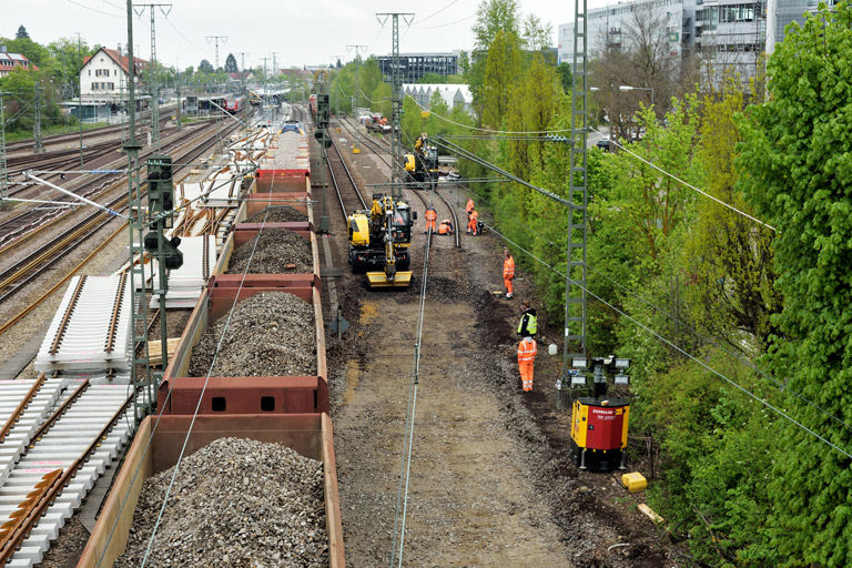 Gleis- und Weichenerneuerung bei km 15,8 (Mai 2022)