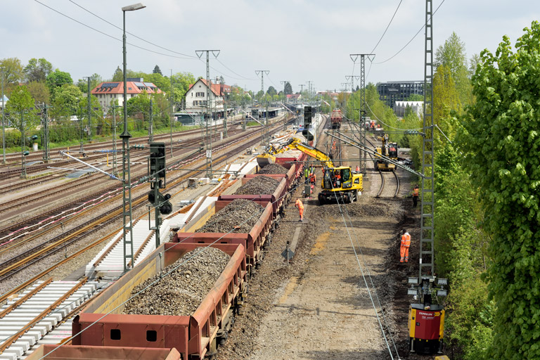 Gleis- und Weichenerneuerung bei km 15,8 (Mai 2022)
