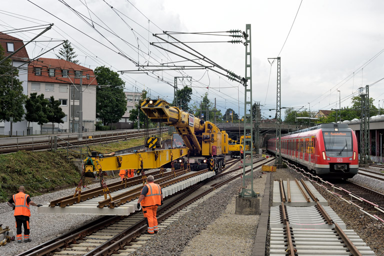 Schienenkranwagen bei km 15,4 (Juni 2022)