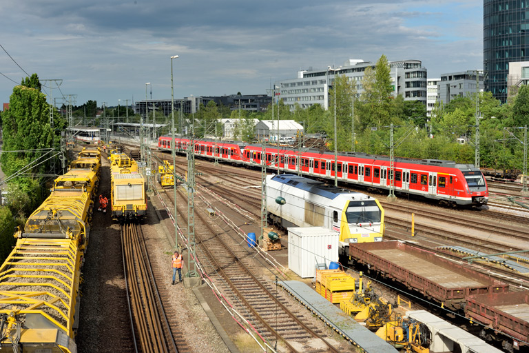 Gleis- und Weichenerneuerung bei km 15,8 (Juni 2022)
