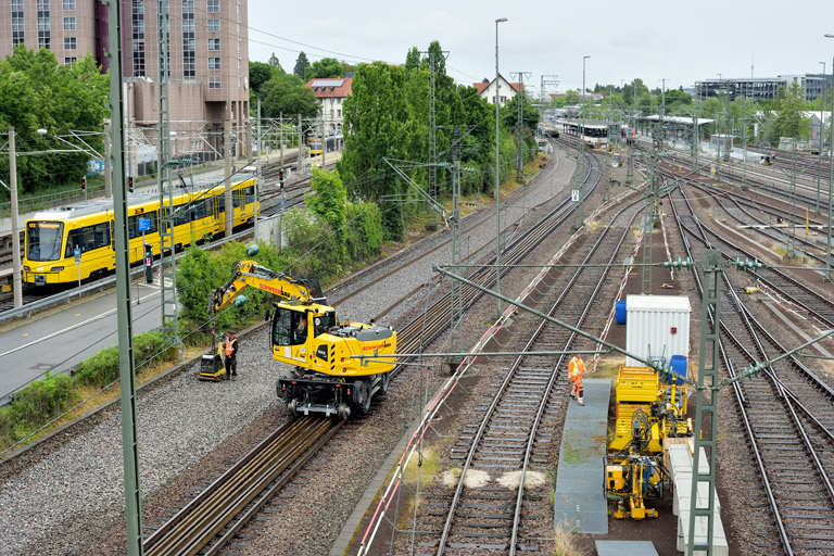 Gleis- und Weichenerneuerung bei km 15,8 (Juni 2022)
