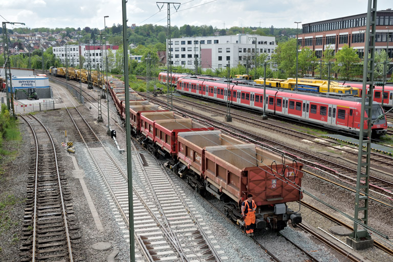Gleis- und Weichenerneuerung bei km 16,0 (Mai 2022)