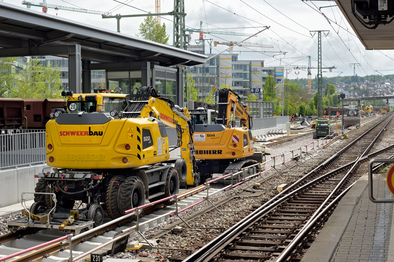 Gleis- und Weichenerneuerung bei km 15,6 (Mai 2022)