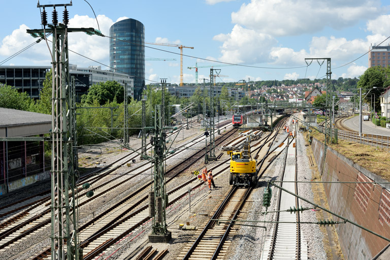 Gleis- und Weichenerneuerung bei km 15,4 (Juni 2022)