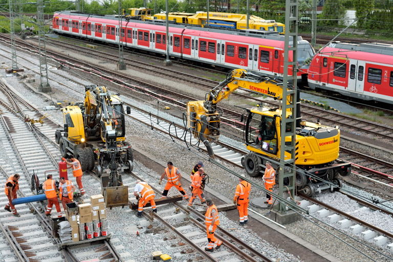 Gleis- und Weichenerneuerung bei km 16,0 (Mai 2022)