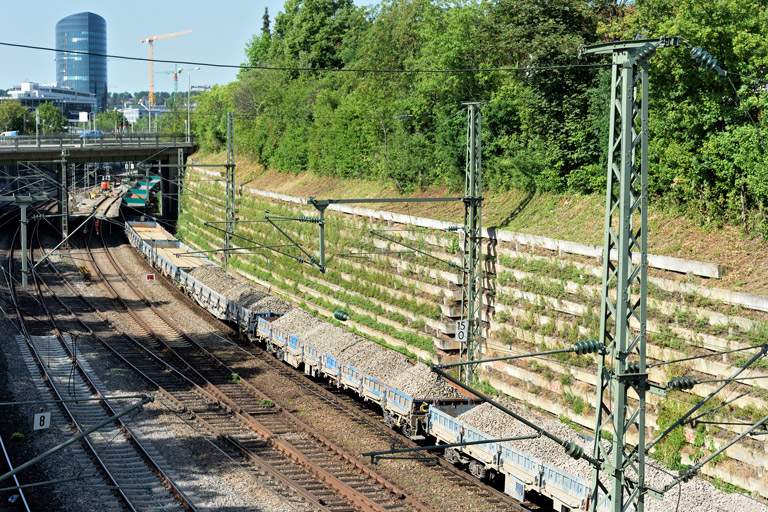 Gleis- und Weichenerneuerung bei km 15,0 (Juni 2022)