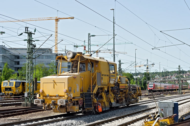 Planiermaschine bei km 15,6 (Juni 2022)