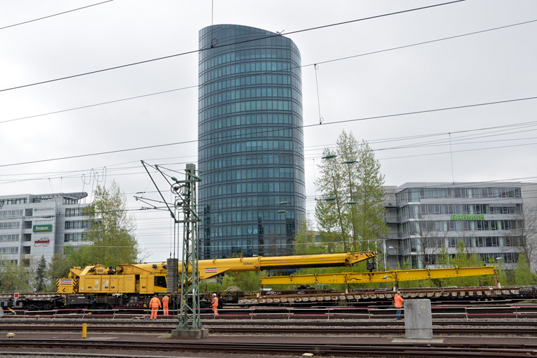 Schienenkranwagen bei km 15,8 (April 2022)