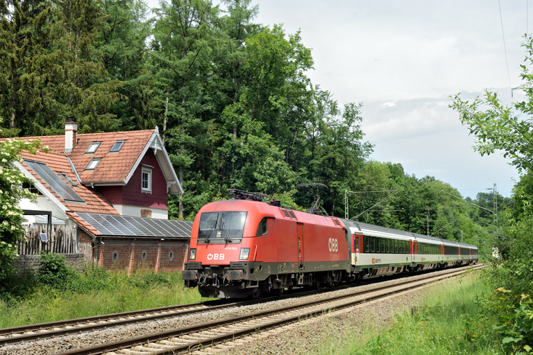 &Ouml;BB 1016 003 mit IC 189 bei km 18,2 (Juni 2022)