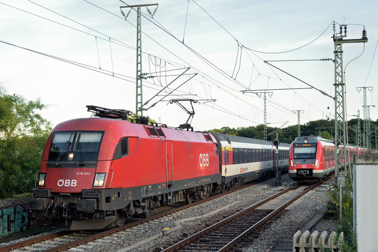 &Ouml;BB 1016 008 mit IC 184 bei km 16,8 (September 2022)