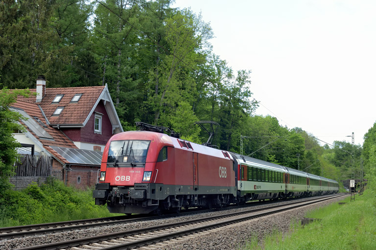 &Ouml;BB 1116 055 mit IC 283 km 18,2 (Mai 2022)