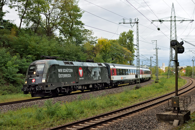 &Ouml;BB 1116 182 mit IC 283 bei km 17,4 (Oktober 2022)