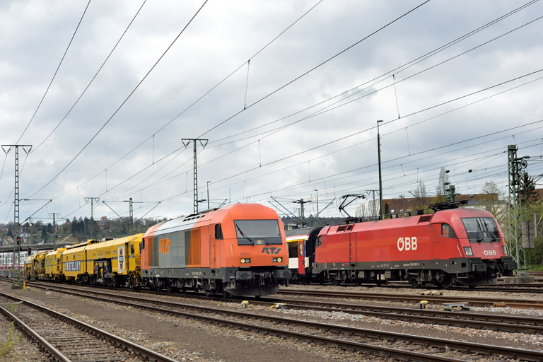 &Ouml;BB 1116 197 mit IC 280 und RTS 2016 906 bei km 15,8 (April 2022)