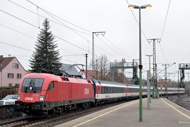 &Ouml;BB 1116 262 mit IC 187 bei km 16,8 (Januar 2022)