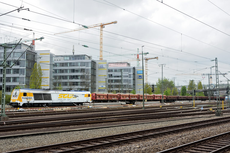SGL V500.06 mit DGS 92186 bei km 15,8 (Mai 2022)