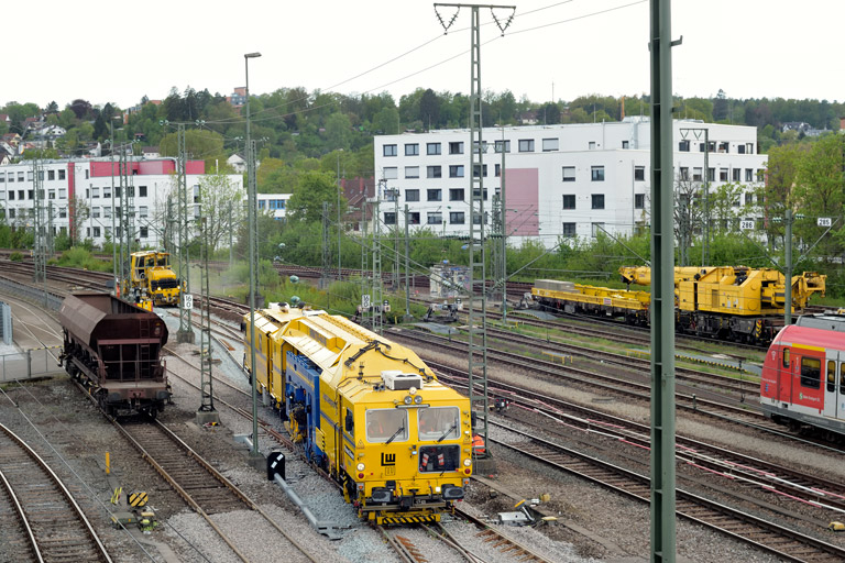 Gleisstopfmaschine bei km 16,0 (Mai 2022)