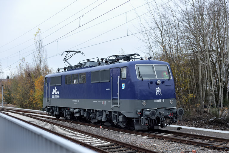111 065 bei km 15,4 (November 2023)