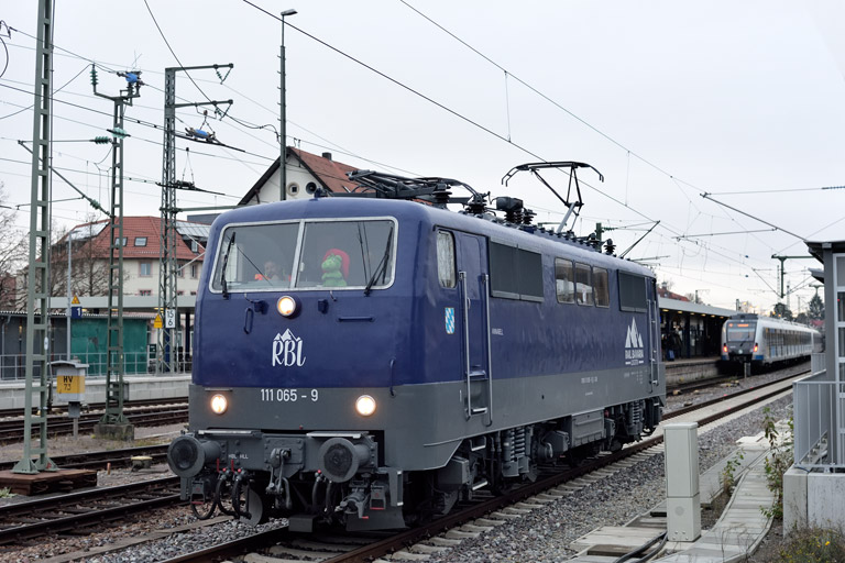111 065 bei km 15,6 (November 2023)