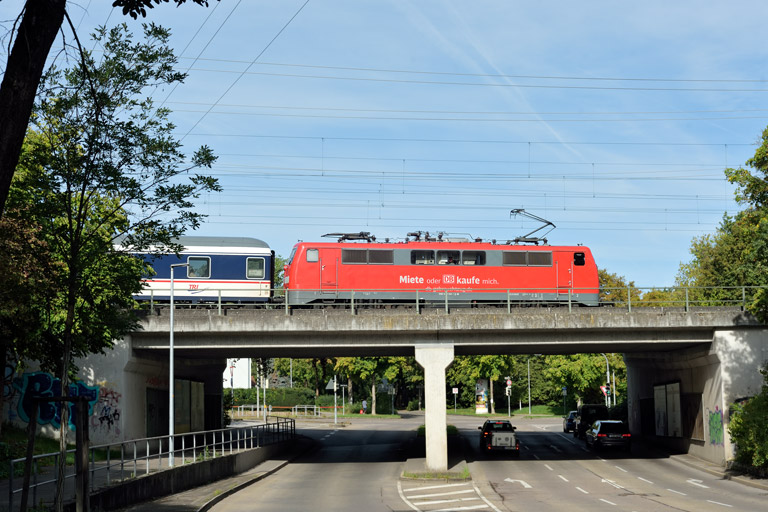 111 093 mit DPN 89566 bei km 16,4 (September 2023)