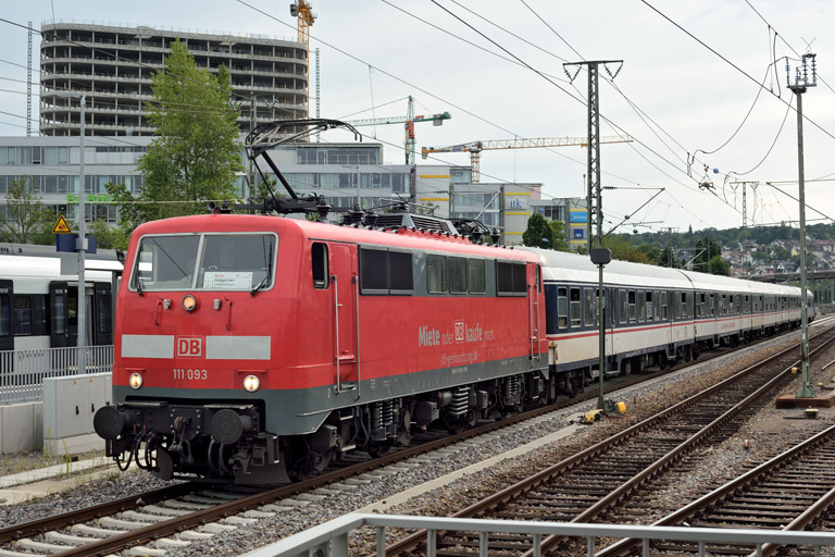111 093 mit DPN 89579 bei km 15,6 (August 2023)