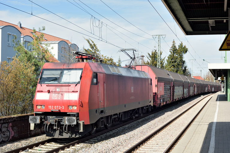 152 073 mit EZ 52089 bei km 16,8 (M&auml;rz 2023)