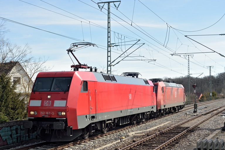 152 167 und 185 078 bei km 16,8 (M&auml;rz 2023)