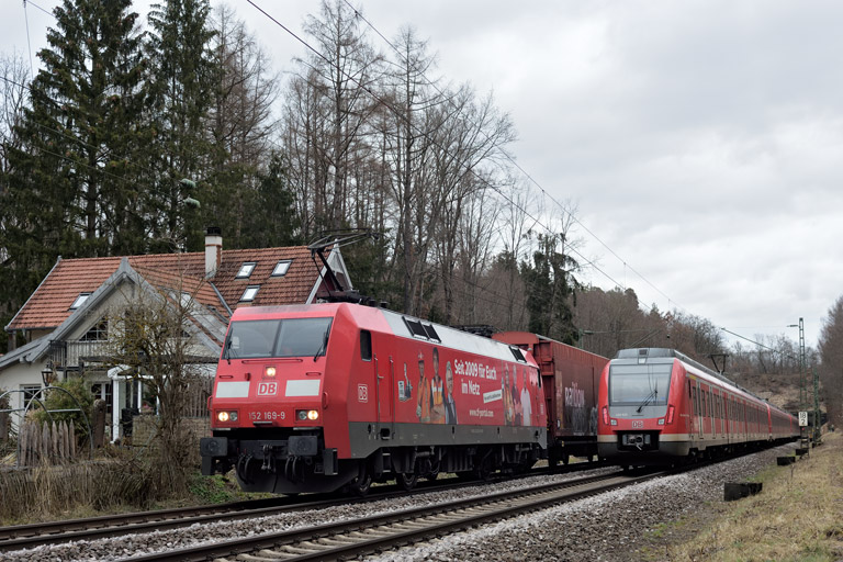 152 169 mit GAG 60113 bei km 18,2 (Februar 2023)