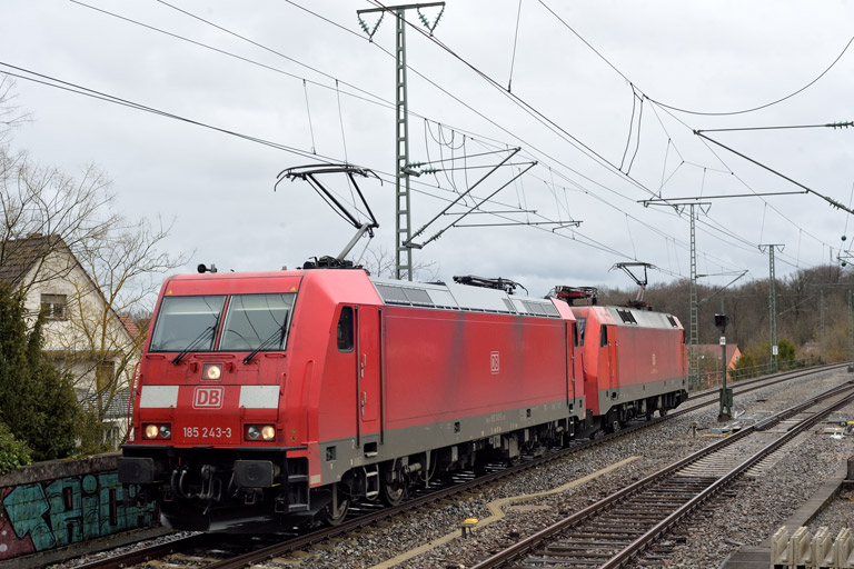 185 243 und 152 071 bei km 16,8 (M&auml;rz 2023)