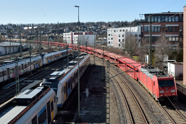 185 267 mit EZ 52089 bei km 16,0 (Februar 2023)