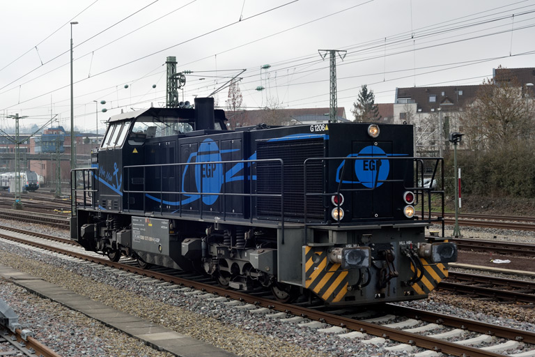 275 009 als Tfzf 34089 bei km 15,8 (M&auml;rz 2023)