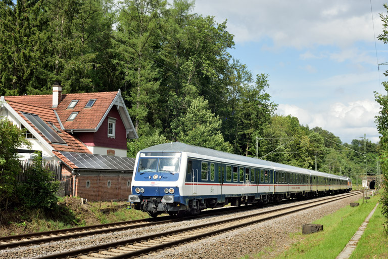 Regionalexpre&szlig; DPN 89578 bei km 18,2 (Juli 2023)