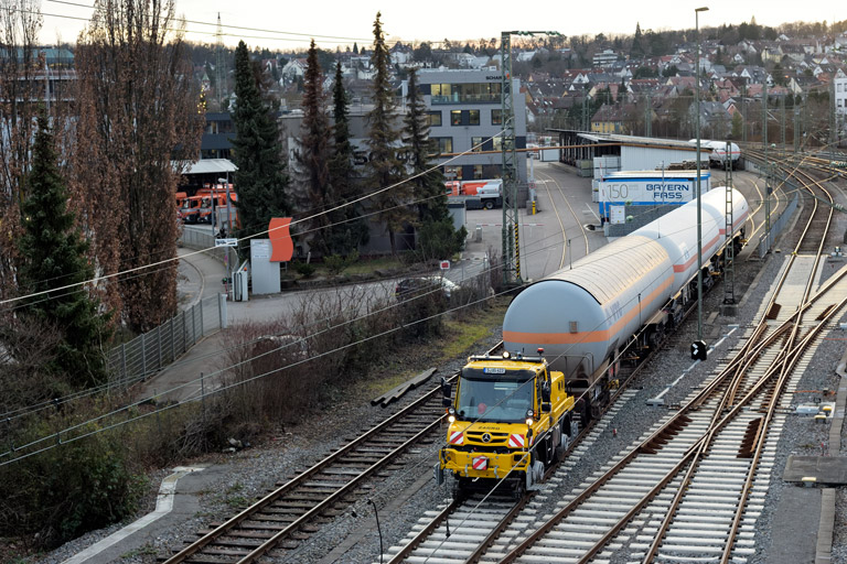 Zweiwegefahrzeug bei km 16,0 (Dezember 2023)