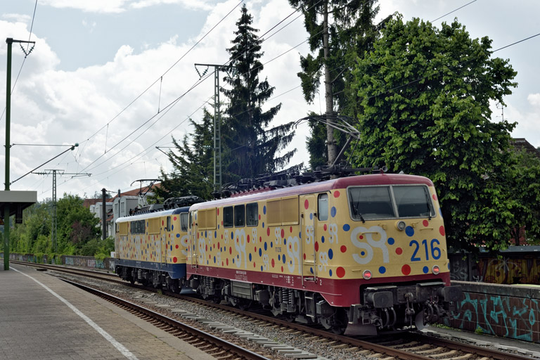 111 226 und 111 216 bei km 16,8 (Juni 2024)