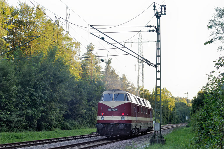 118 757 als Tfzf 21692 bei km 18,2 (August 2024)