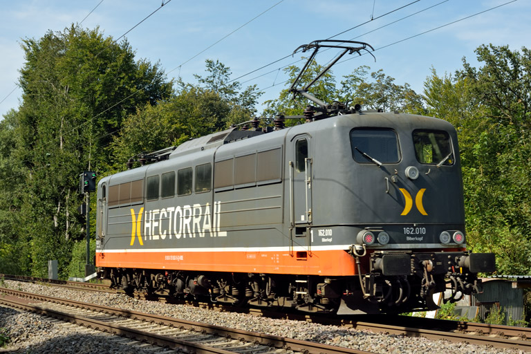 151 063 als T 26648 bei km 18,4 (August 2024)