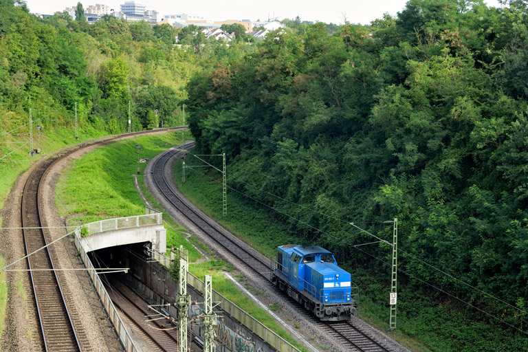 203 052 als Tfzf 61377 bei km 13,8 (August 2024)