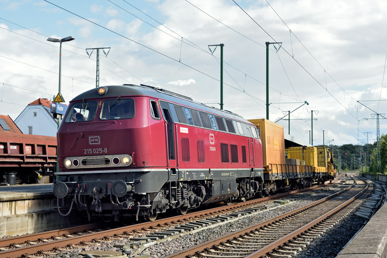 215 025 bei km 16,8 (September 2024)